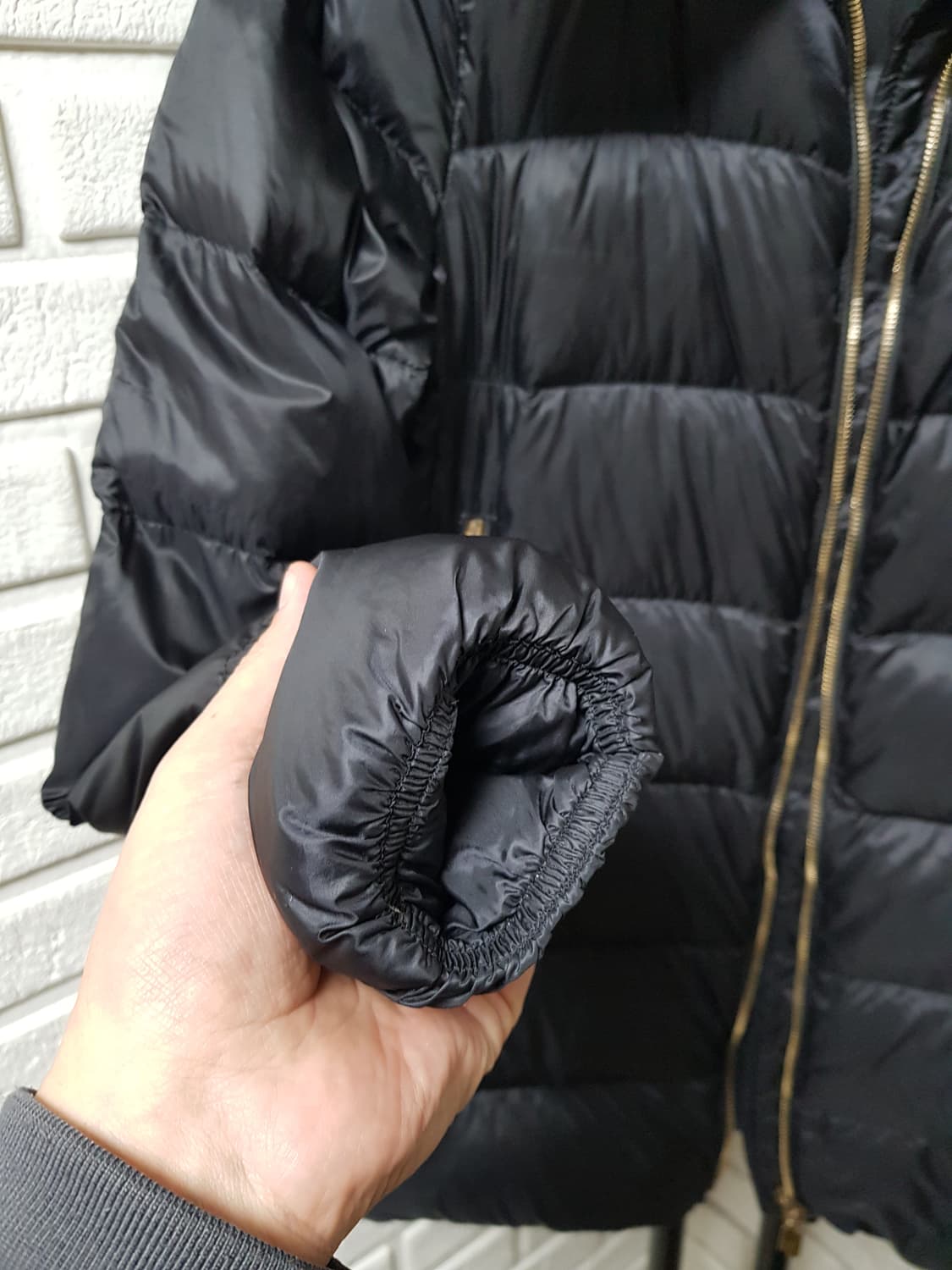 [55~66/정품] 몽클레어 토르신 여성패딩 블랙 상품이미지3