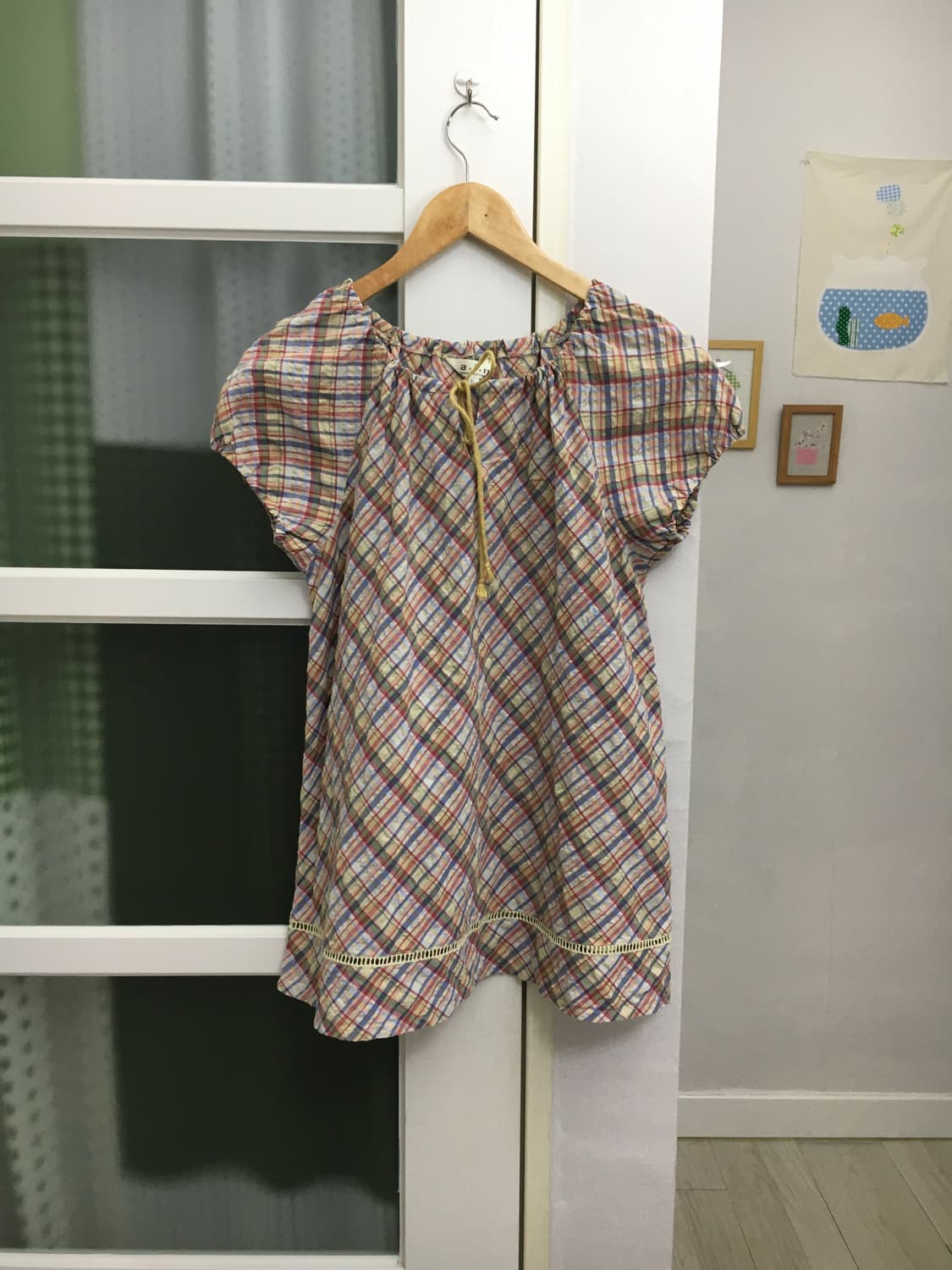 다채색 체크 반소매 블라우스 상품이미지1