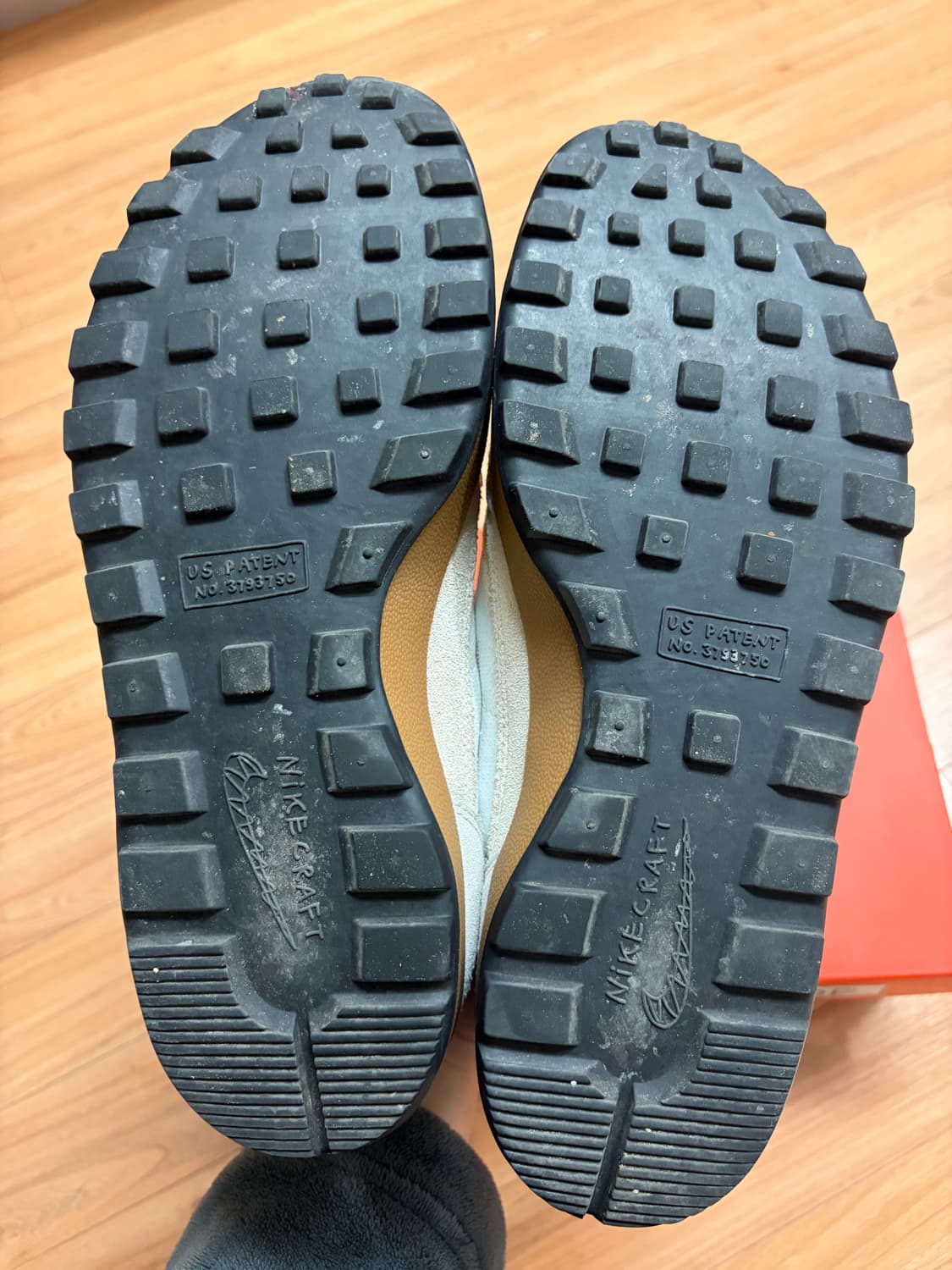 [285] 나이키 x 톰 삭스 제너럴 퍼포즈 슈 라이트 크림 상품이미지9