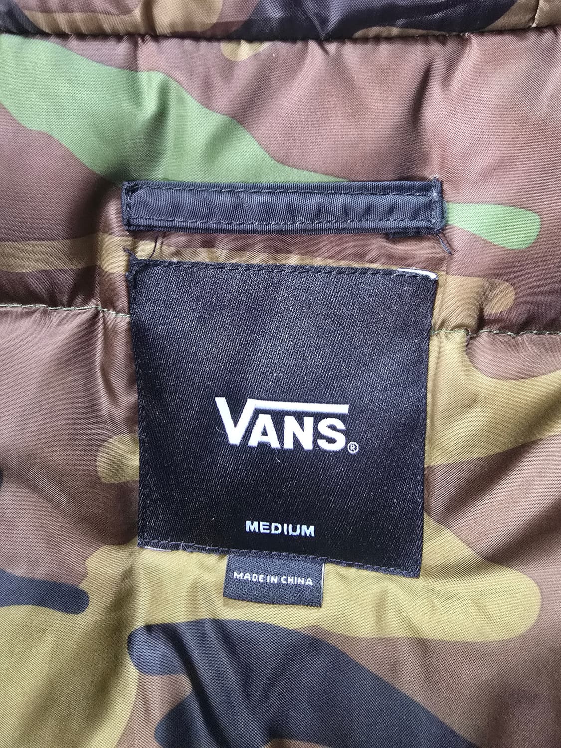 (M)[VANS] 반스 후드다운 패딩 점퍼 블랙 상품이미지5