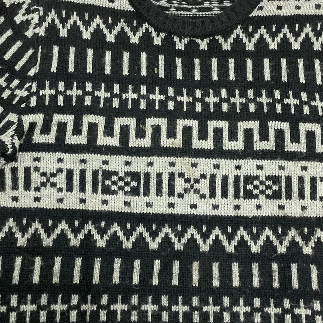 에비수 블랙 패턴 니트 남성100  상품이미지3