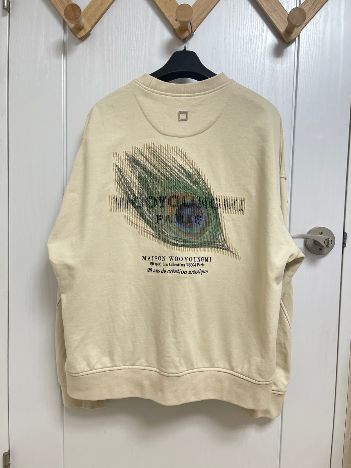 우영미 깃털 백로고 맨투맨 아이보리 48 상품이미지1