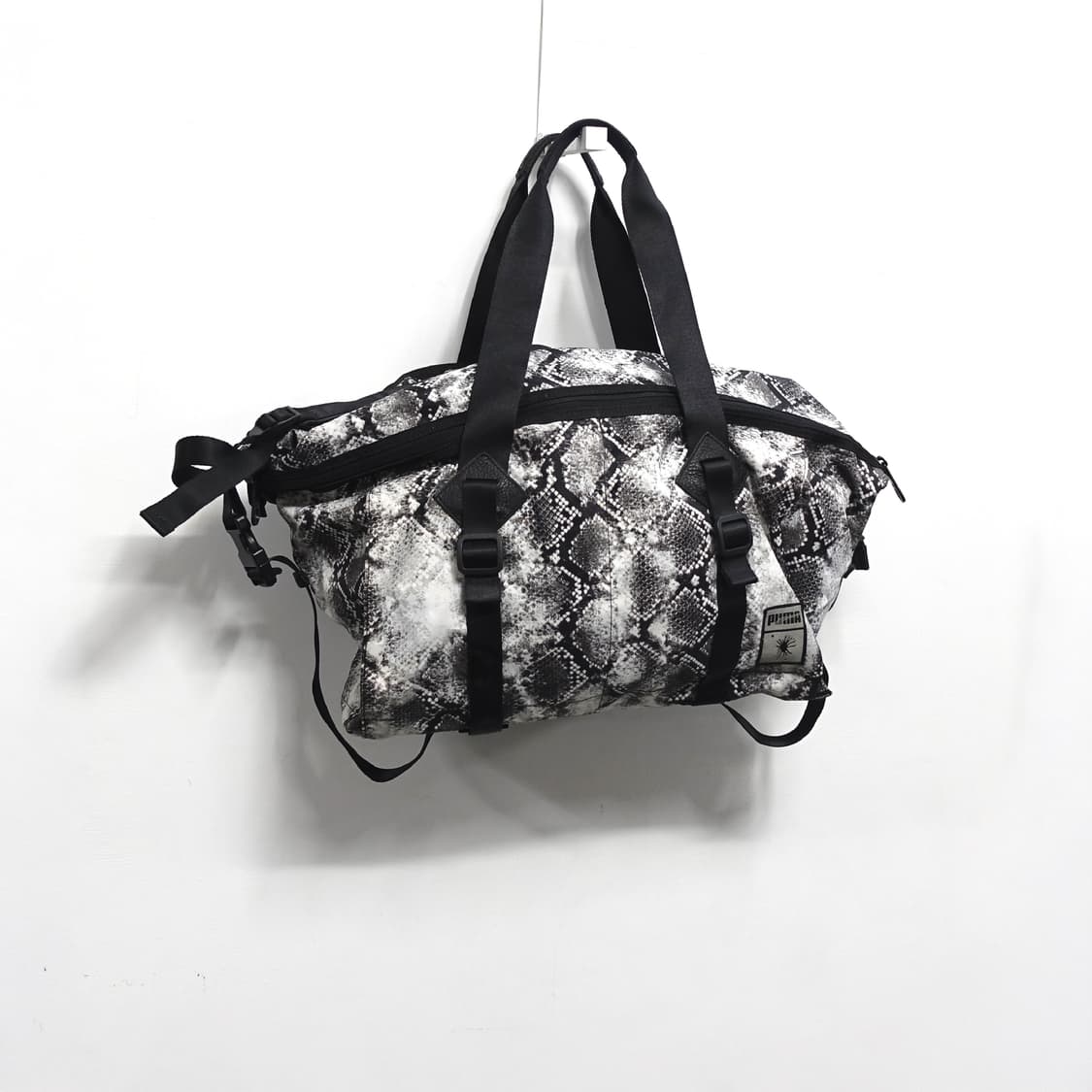 PUMA MIHARAYASUHIRO 퓨마 미하라야스히로 2way 숄더백 상품이미지2