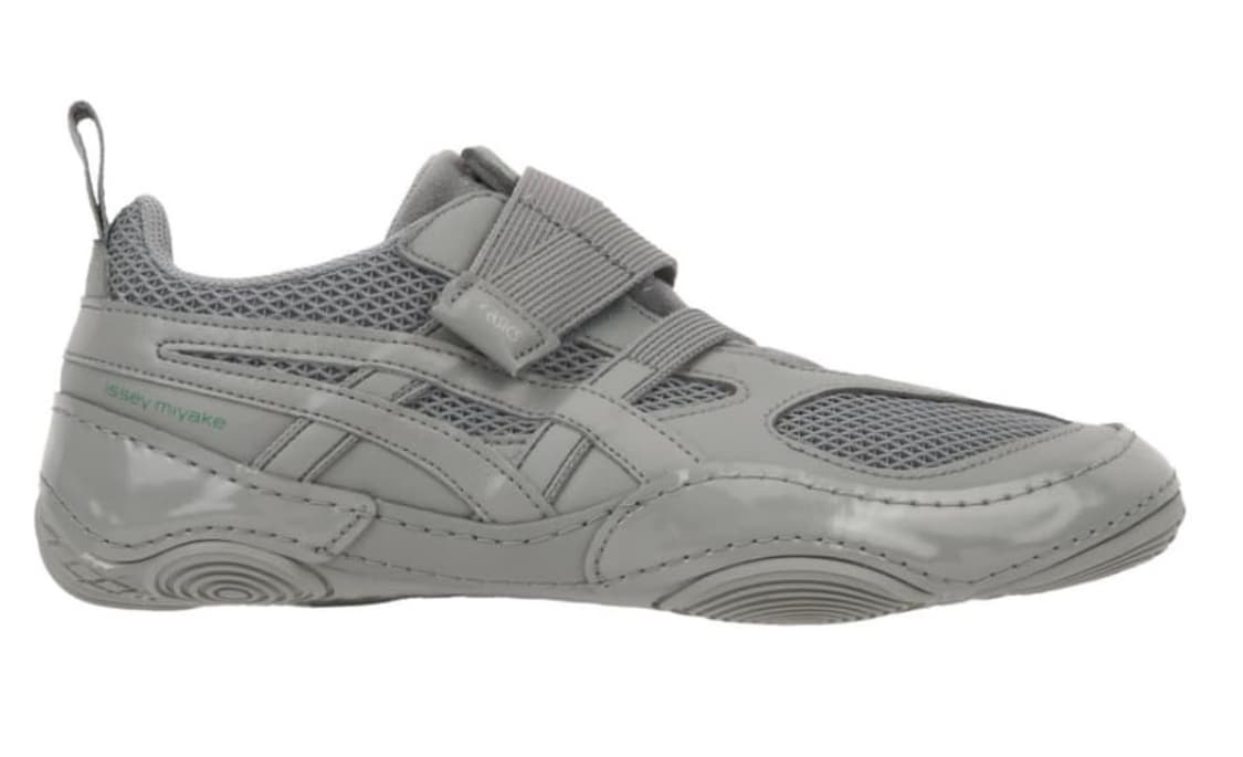 이세이미야케 하이퍼 테이핑 그레이 245 상품이미지1