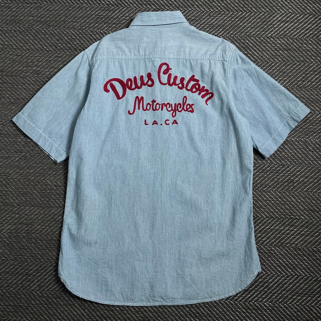 데우스 엑스 마키나 빅로고 샴브레이 데님 셔츠o 4042 상품이미지4