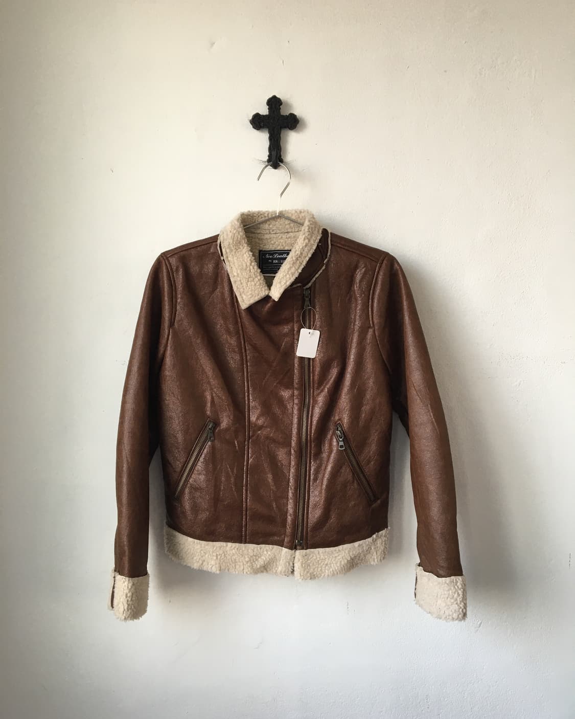 fake leather mustang 상품이미지2