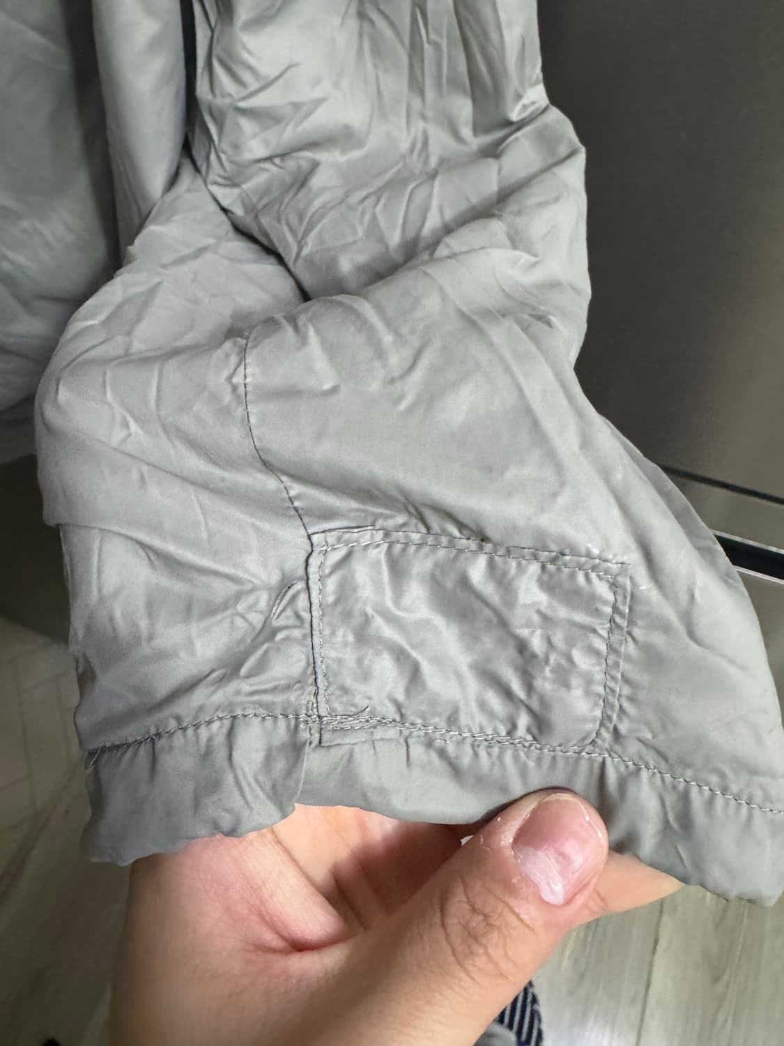 아모멘토 24fw 글로시에 실버 아노락 후리스 상품이미지5