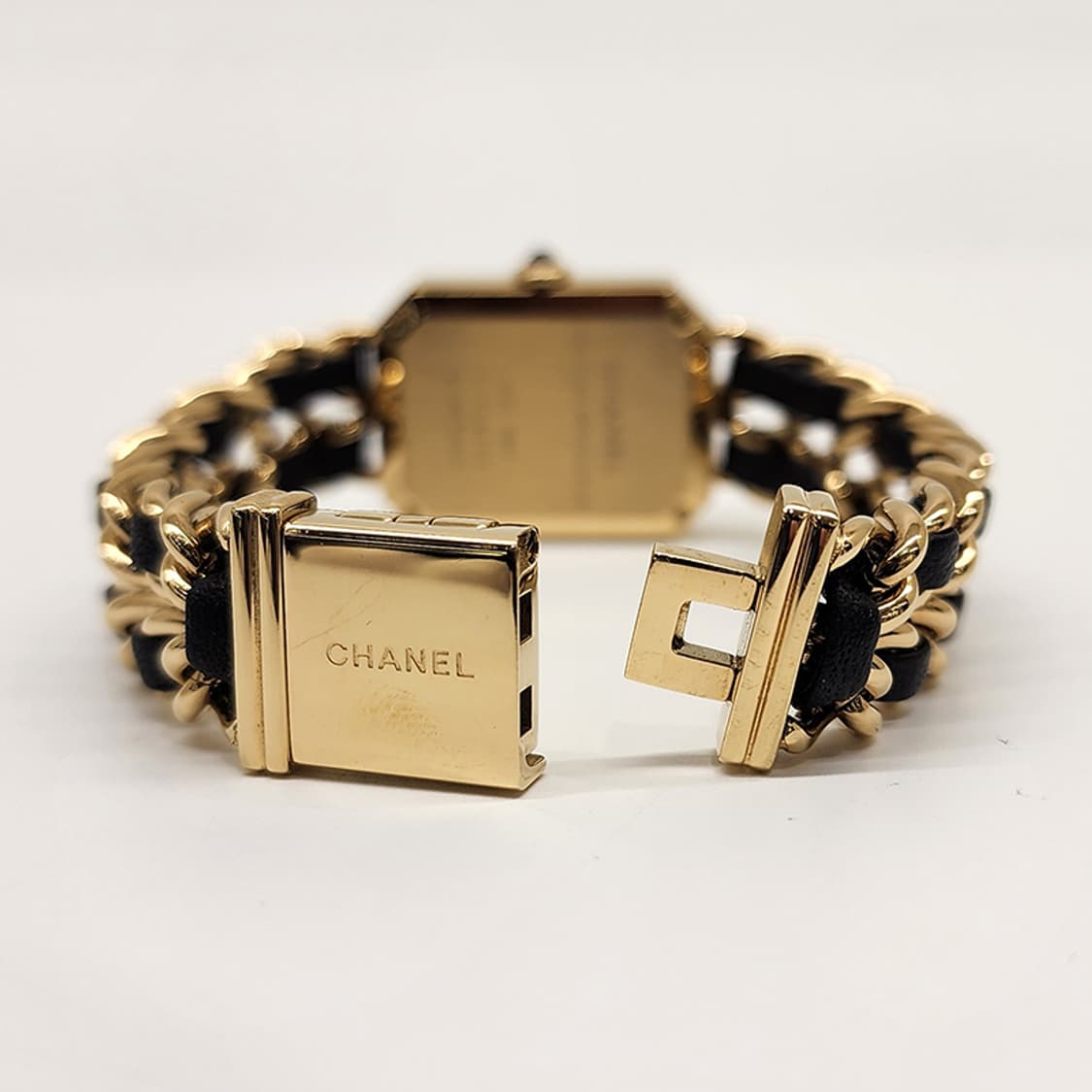 샤넬 H6951 프리미에르 에디션 오리지날 쿼츠 미듐 금장 20mm 상품이미지6