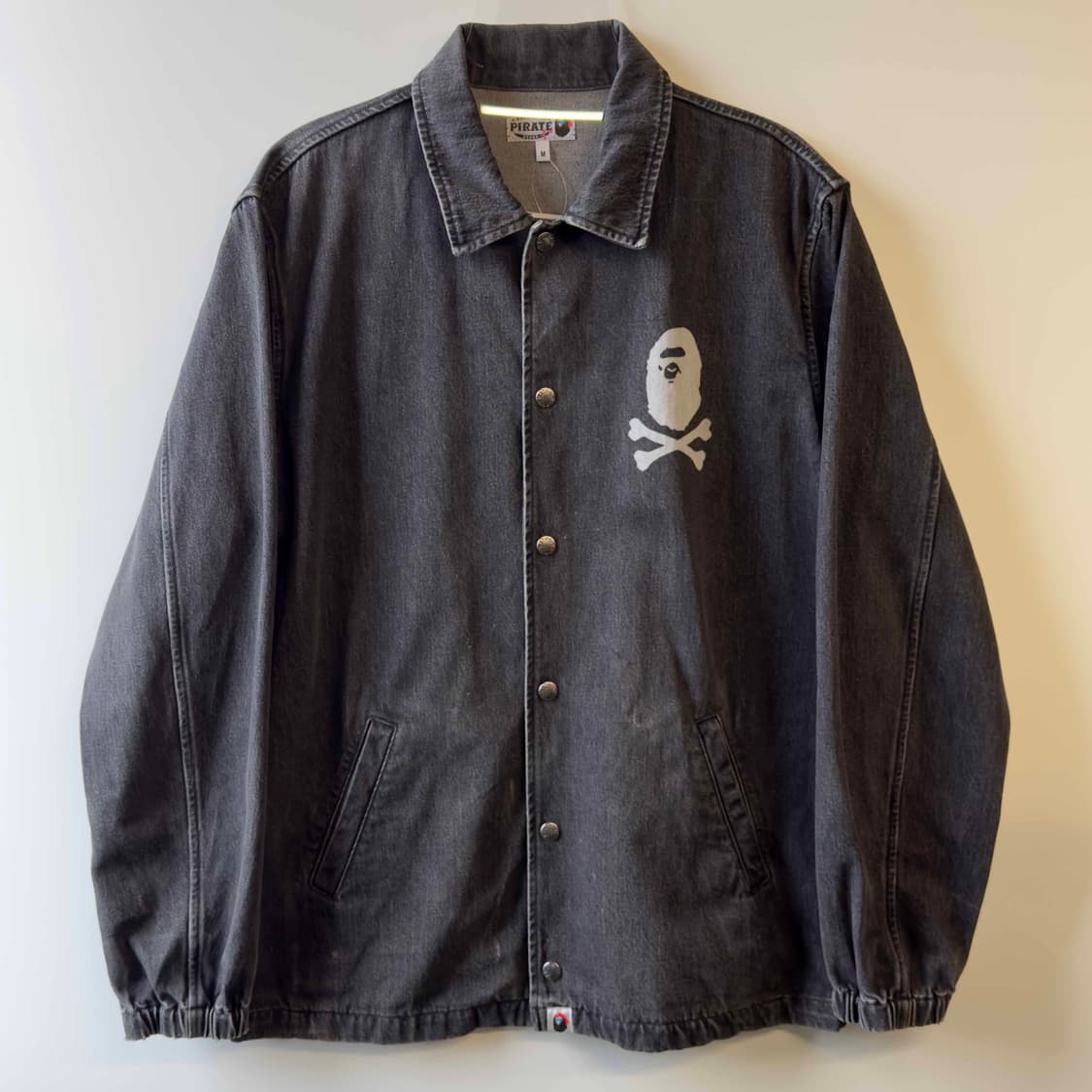 베이프 크로스본 흑청 데님 코치 자켓 상품이미지1