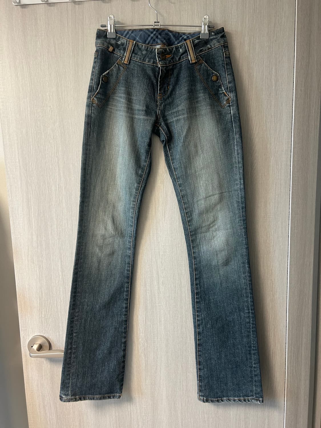 버버리 로우웨스트 진 상품이미지1