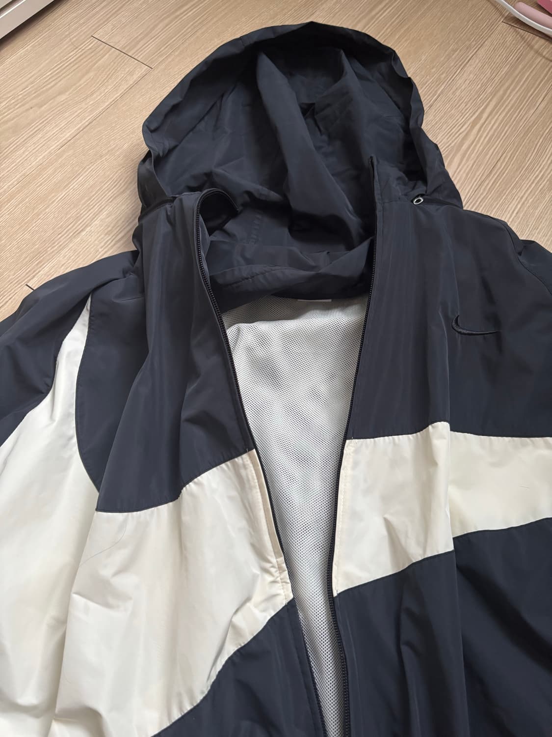 나이키 바람막이 XL 상품이미지4