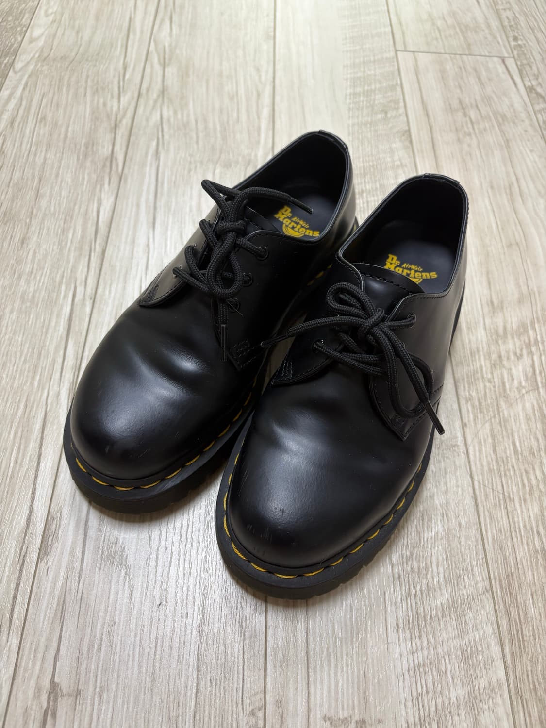 닥터마틴 1461 3홀 벡스 240 상품이미지1