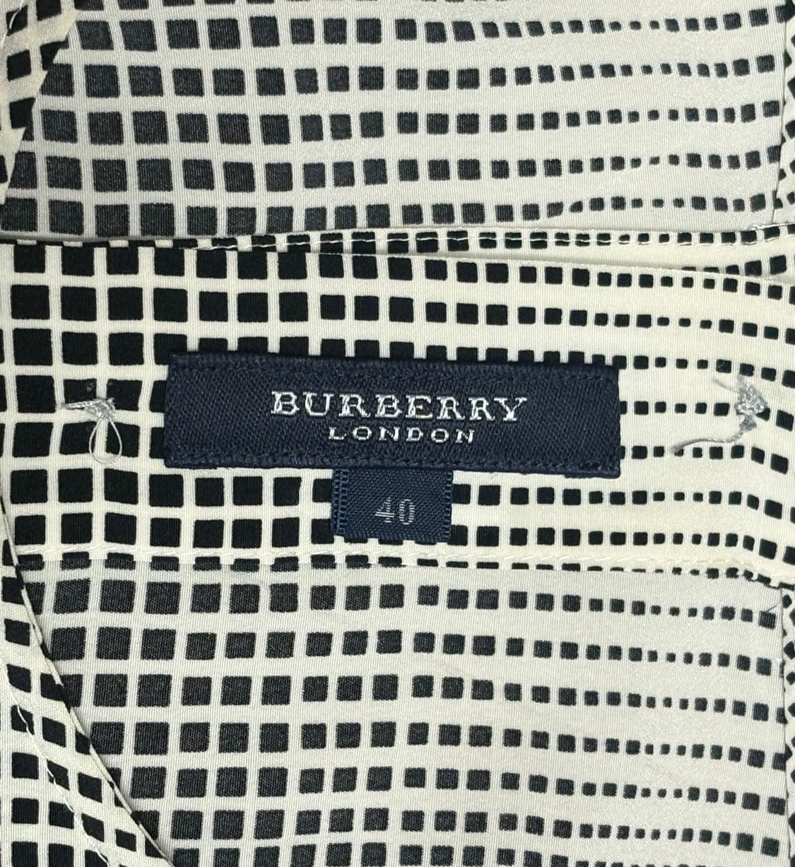 버버리 정품 여성 블라우스 40사이즈 (FEA23-673) 상품이미지3