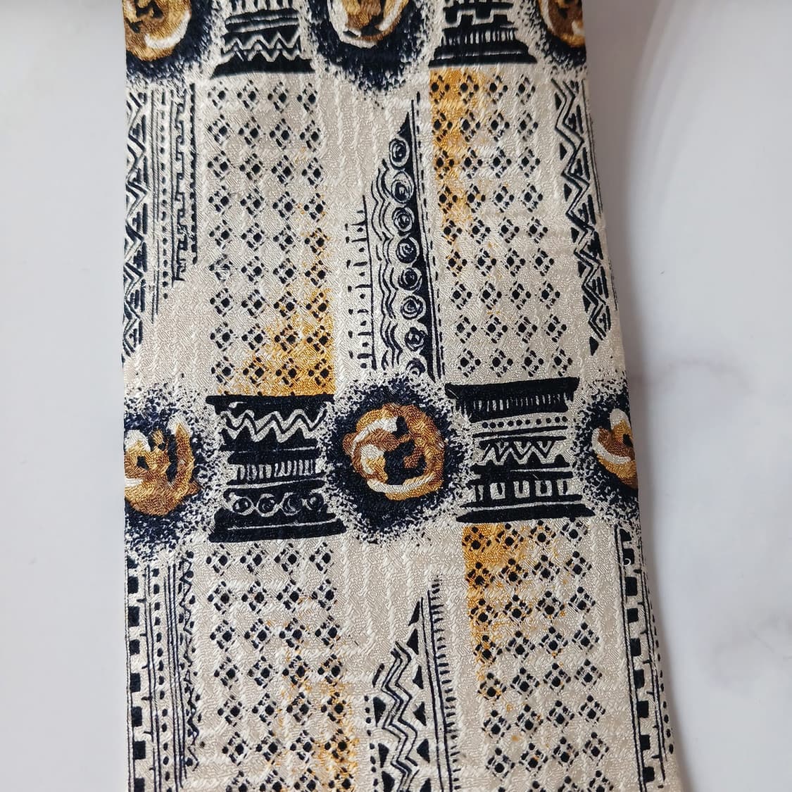 지방시 실크 아이보리 패턴 넥타이 9.8cm A+등급 E855
 상품이미지5