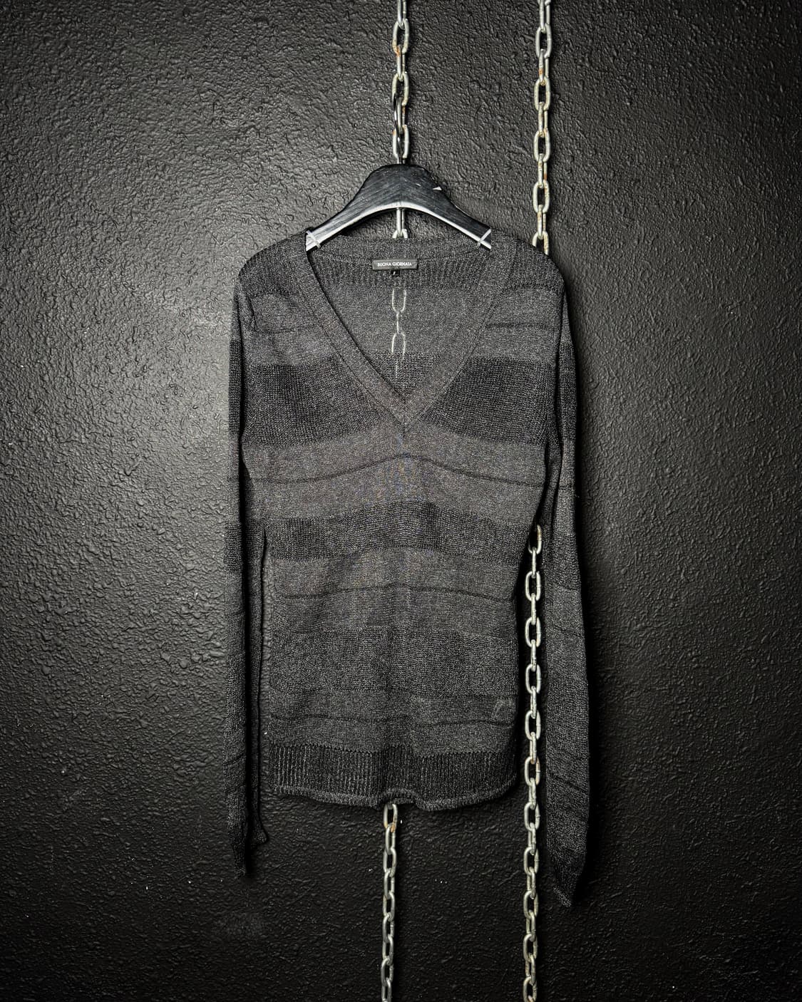 Sheer Stripe V-Neck Knit 상품이미지1