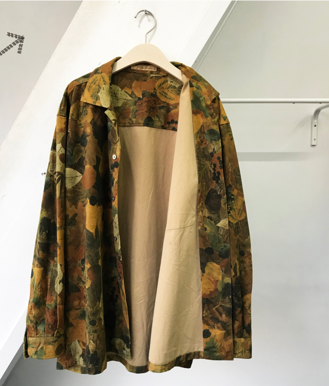 Roman Design Leaf Shirts 상품이미지4