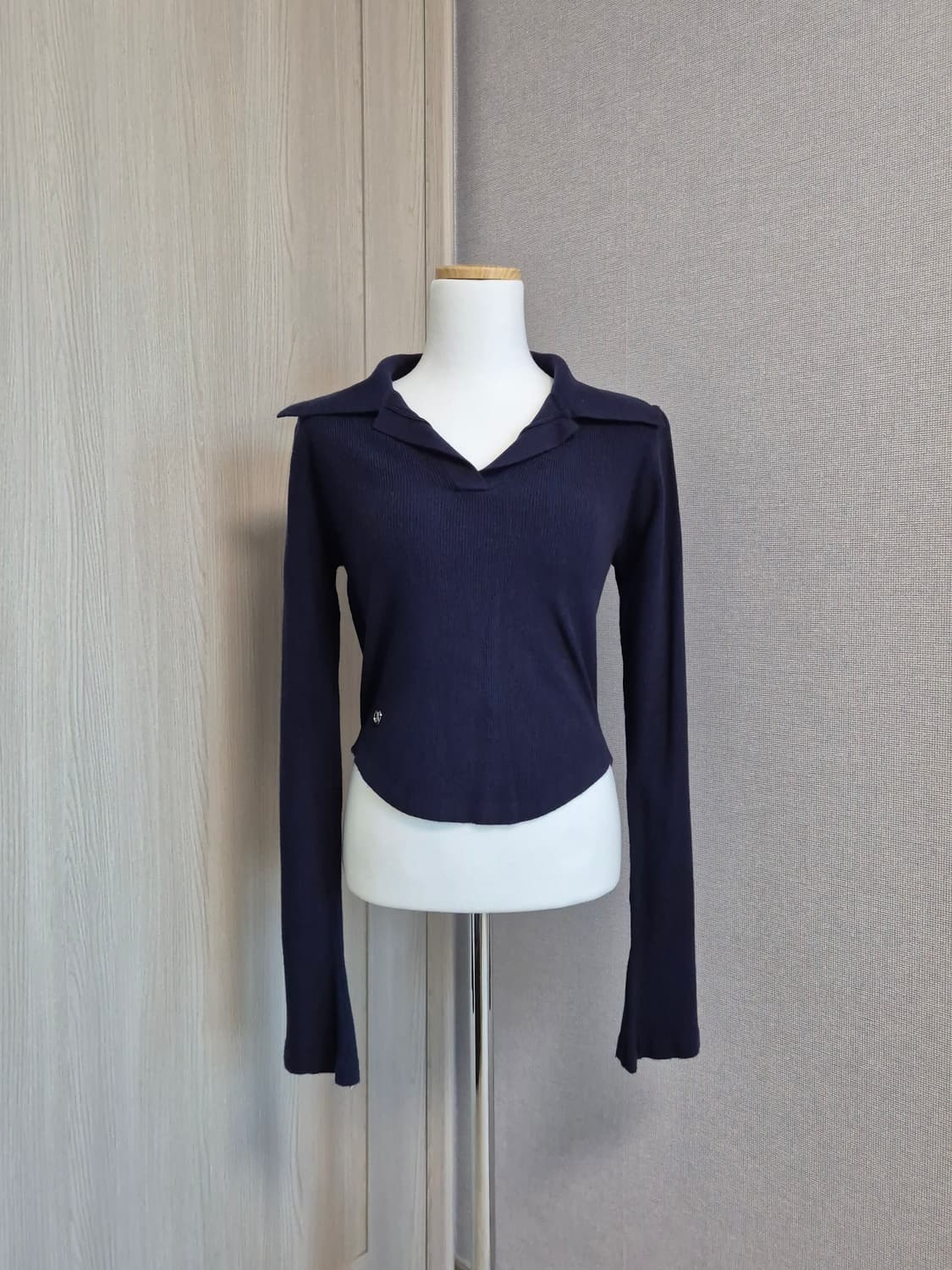 어반드레스 네이비 니트 상품이미지1