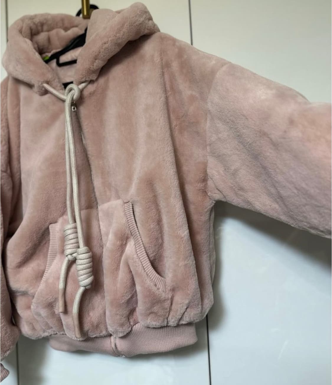 핑크 퍼 후드 집업 상품이미지3