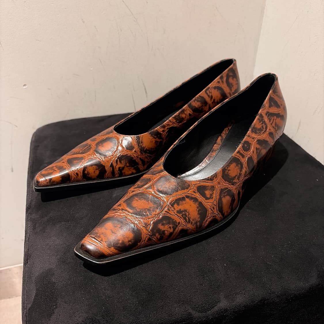 (정품/새상품) 보테가베네타 남성 텍스 펌프 배럴 상품이미지1