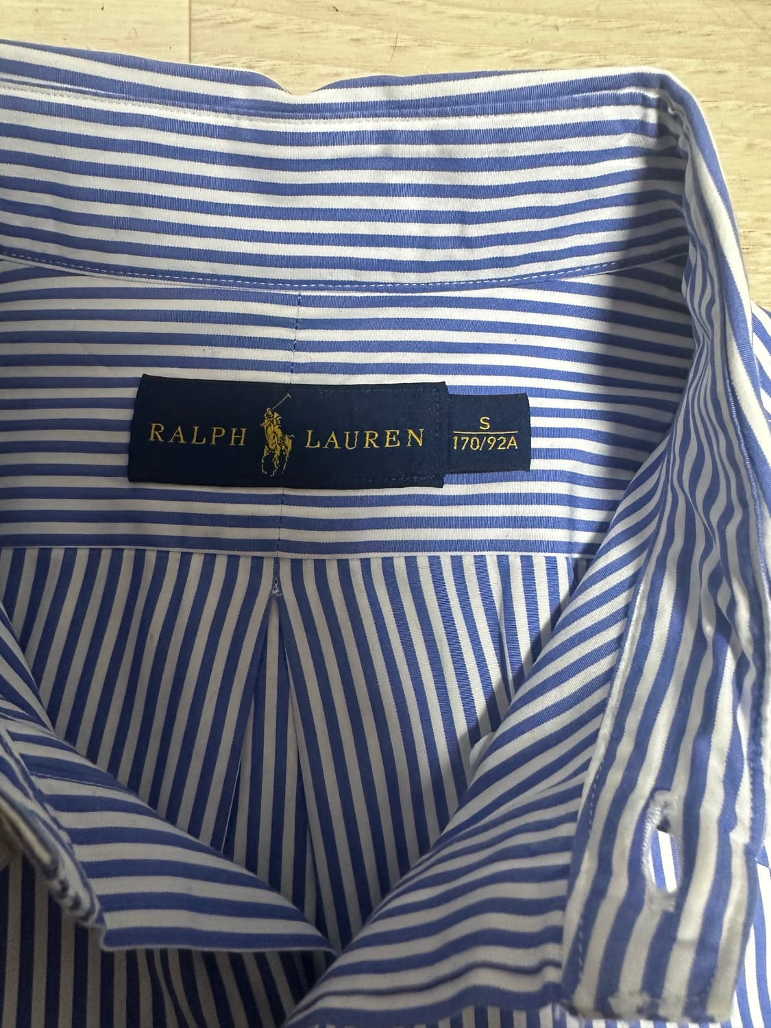 폴로랄프로렌 스트라이프 셔츠 스카이블루 색상 S 사이즈 판매합니다. 상품이미지4