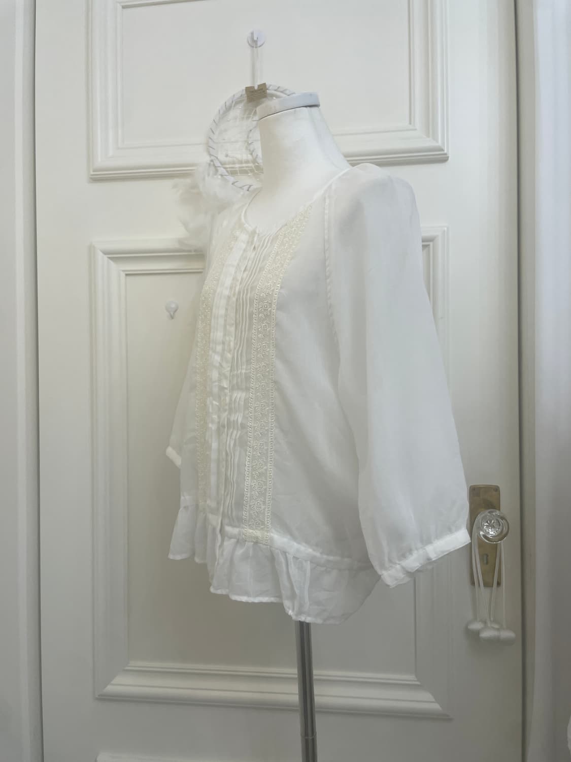 white cotton lace point reglan blouse 상품이미지2