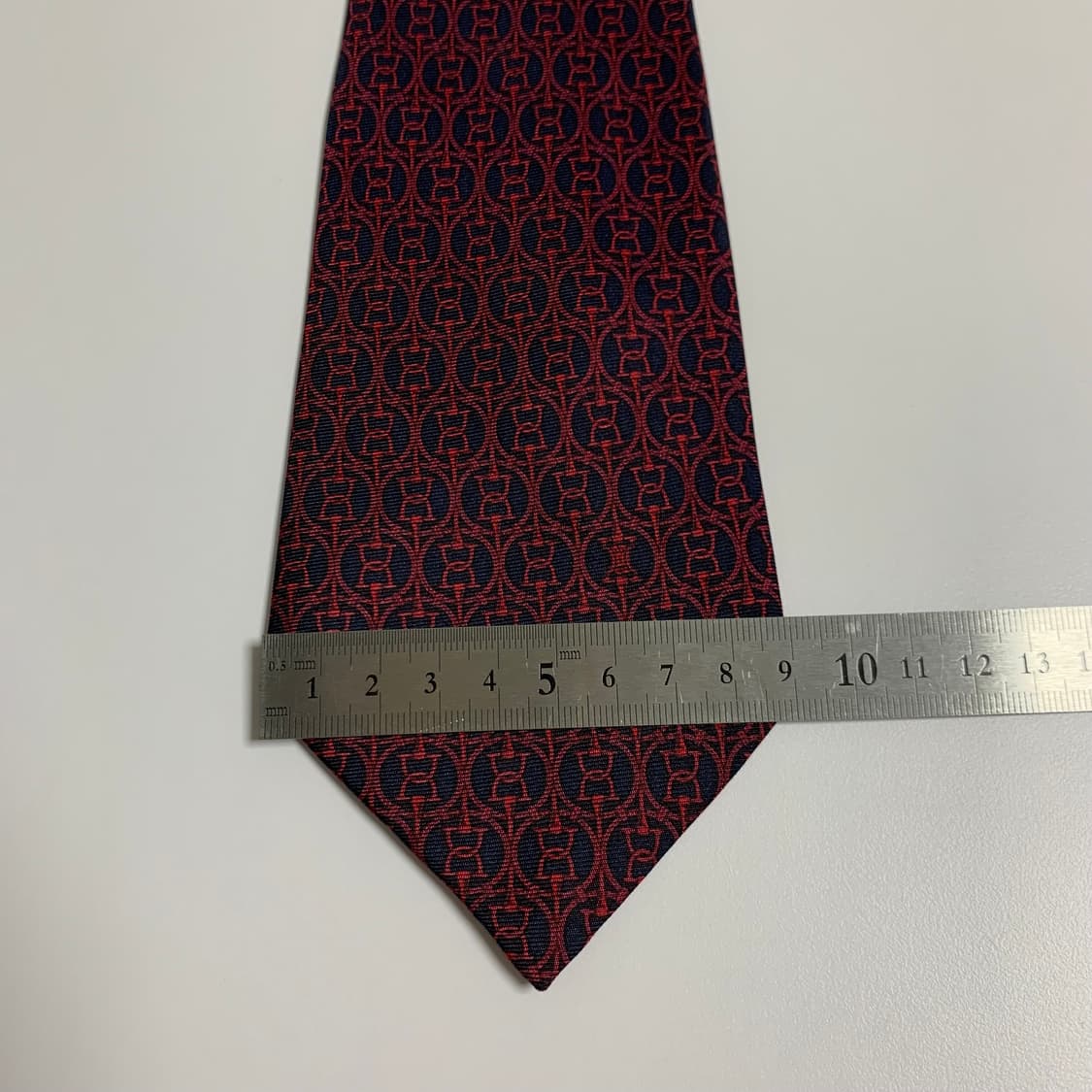 셀린느(CELINE) 심플로고 기하학적패턴 명품넥타이 A+등급 8.9cm 상품이미지9