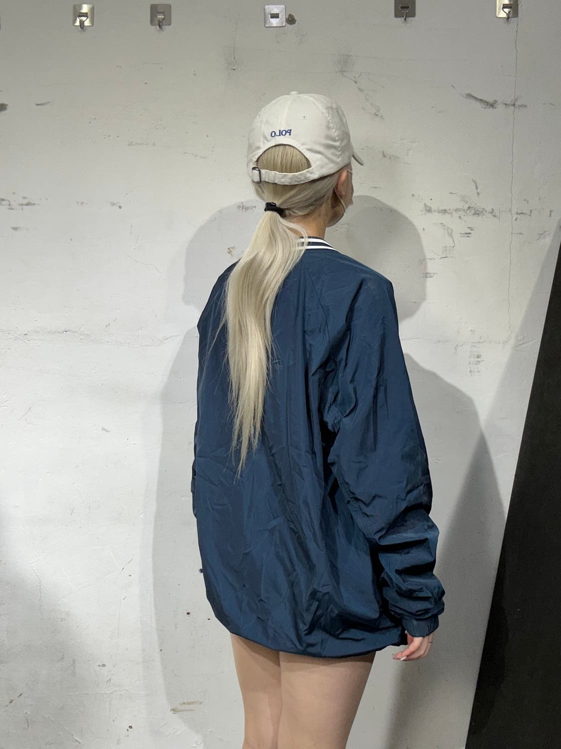 미즈노 빅 로고 네이비 화이트 올드스쿨 웜업 바람막이 긴팔티 XL 상품이미지3