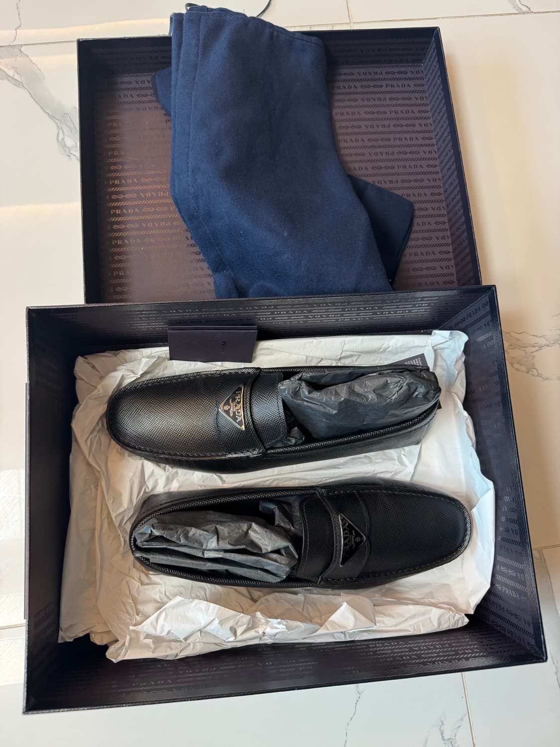 프라다 삼각로고 로퍼 판매합니다 (270~275) 상품이미지2