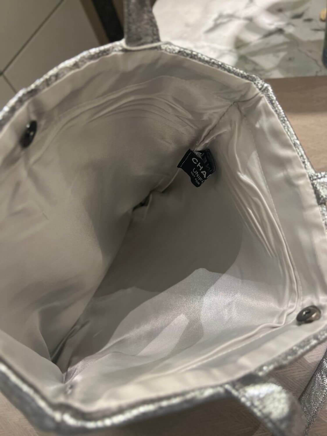 샤넬뷰티 기프트 빈티지 실버 하트  상품이미지9