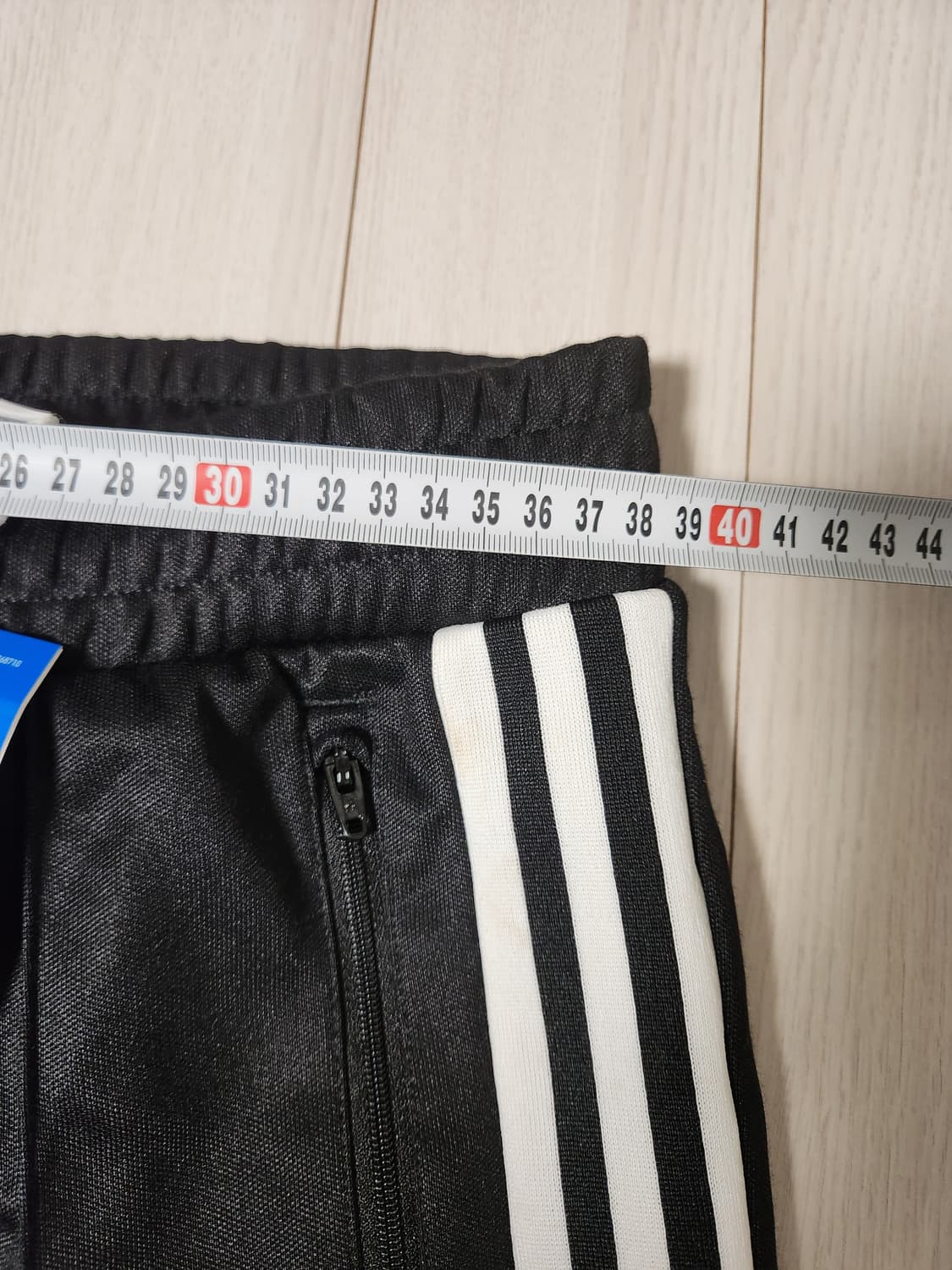 택 새상품)아디다스 베켄바우어 트랙 팬츠 사이즈xl

스포츠웨어/하의/바 상품이미지7