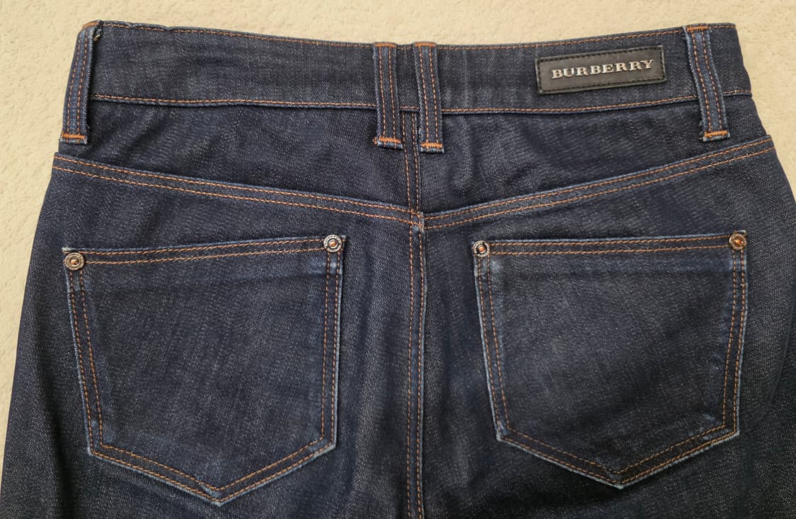 버버리 정품 여성청바지.  싸이즈 27 상품이미지5