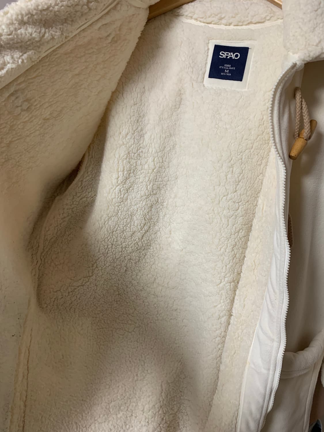 스파오 떡볶이코트 상품이미지7