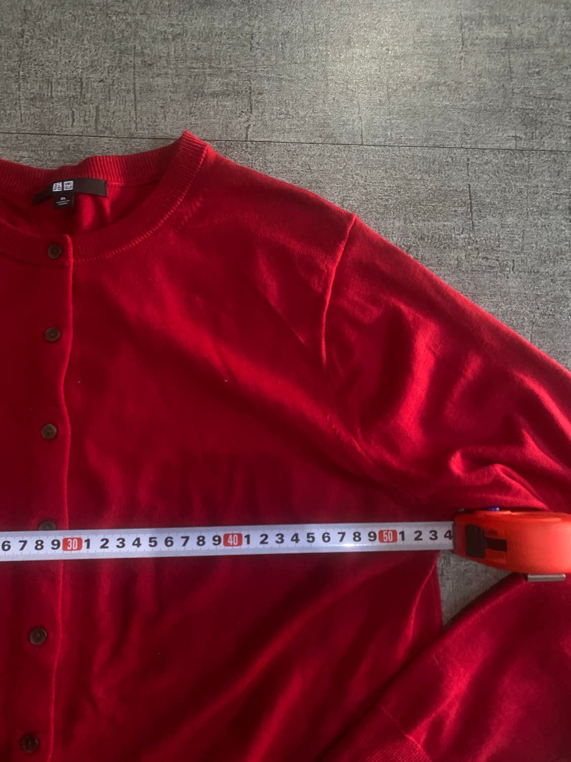 Uniqlo 유니클로 올드스쿨아메카지 모리걸 라운드넥가디건 레드 상품이미지3