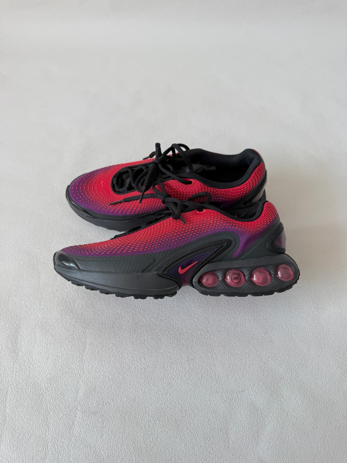 [265]나이키(NIKE) 에어맥스 DN 올데이 비비드퍼플다크스모크그레이 상품이미지1