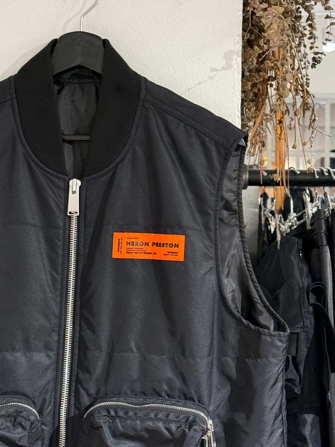 헤론 프레스톤 블랙 나일론 지퍼 포켓 질레 베스트 상품이미지3