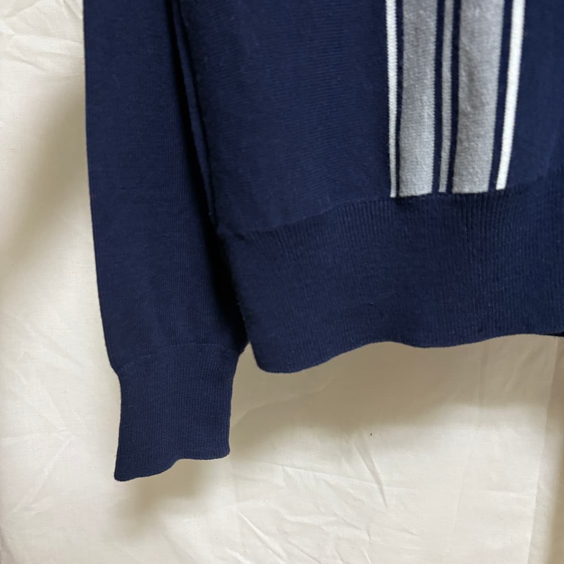 비헤비어 스트라이프 버튼 카라 니트 가디건 / 네이비, 2 상품이미지5