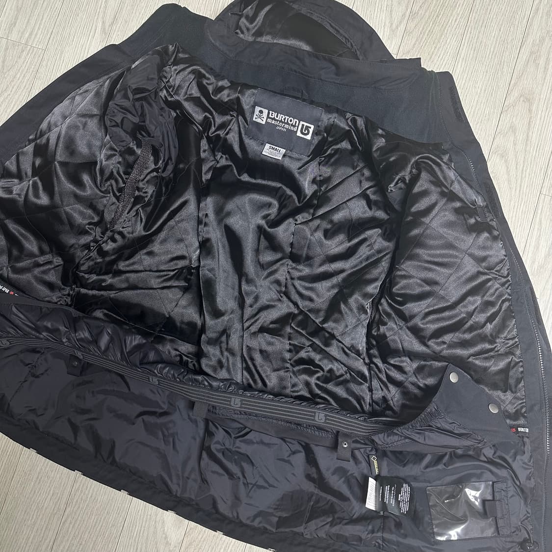 마스터마인드X버튼 스노보드 웨어 재킷,상의 고어텍스 블랙 상품이미지7