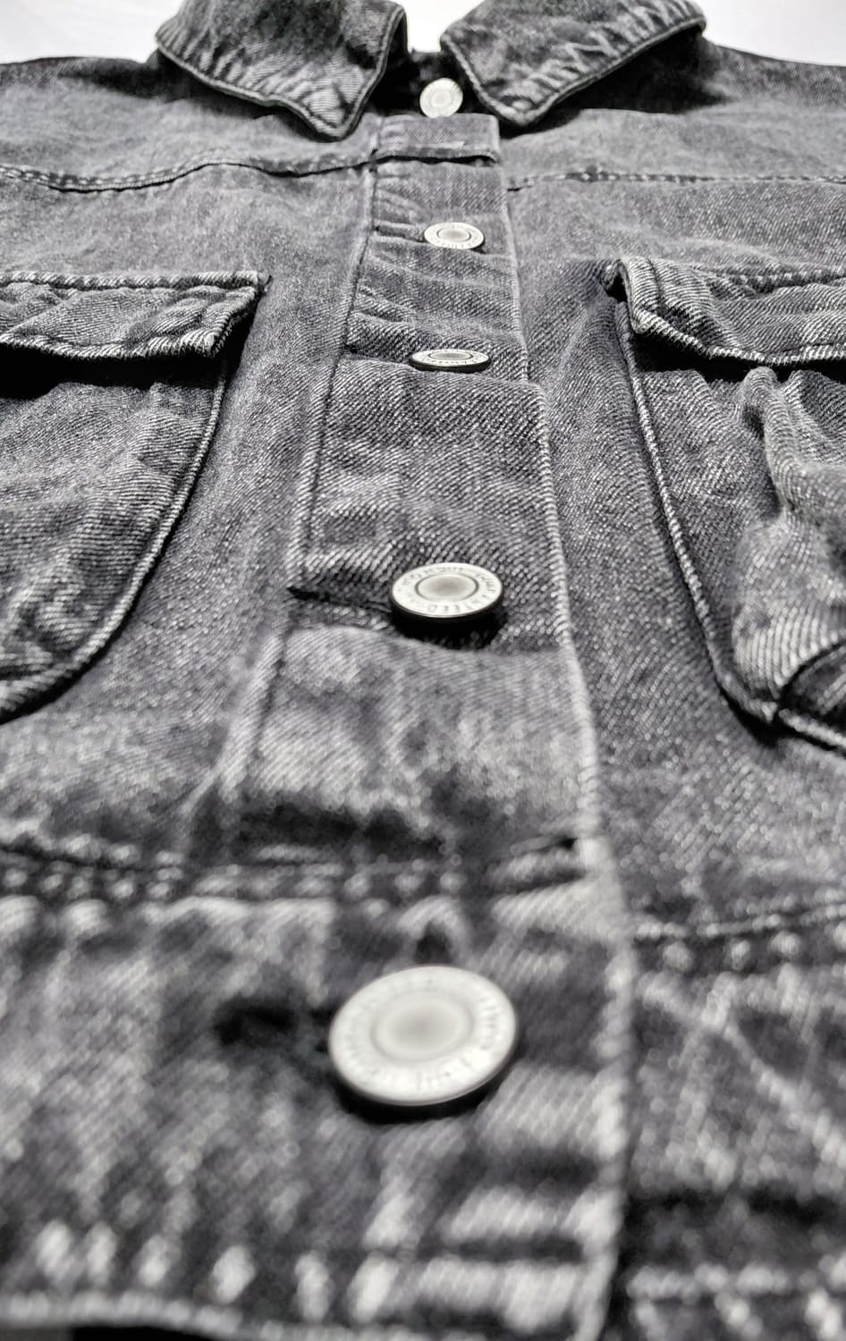 [M] CHIP CLIP 흑청 컷오프 데님 베스트 상품이미지10