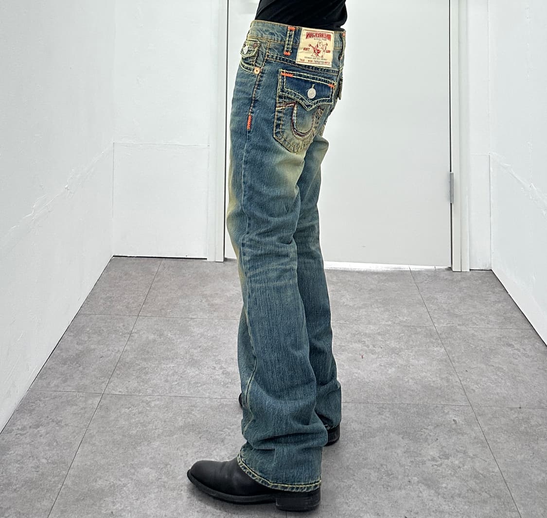 True Religion Joey Super T Rainbow Stitc 상품이미지2
