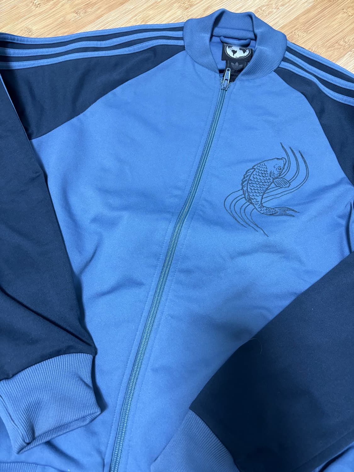 아디다스 재팬 잉어 져지 상품이미지2