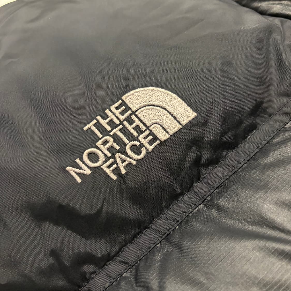 [95] 노스페이스 700 우먼 블랙 패딩 B461 상품이미지4