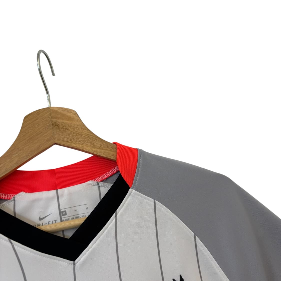 나이키 리버풀 브리드 스타디움 에어 상품이미지3