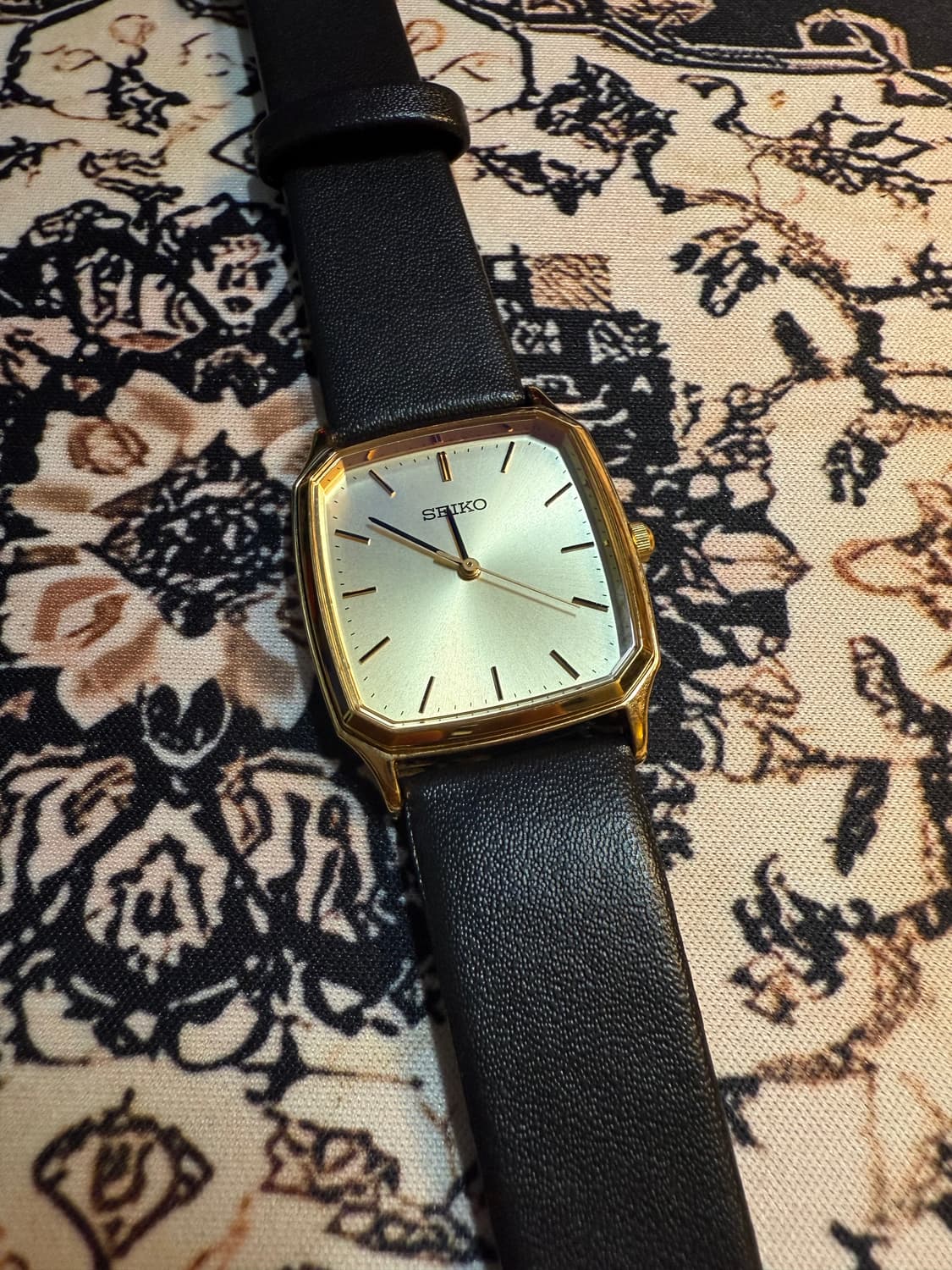 Seiko 빈티지 쿼츠 시계 상품이미지1