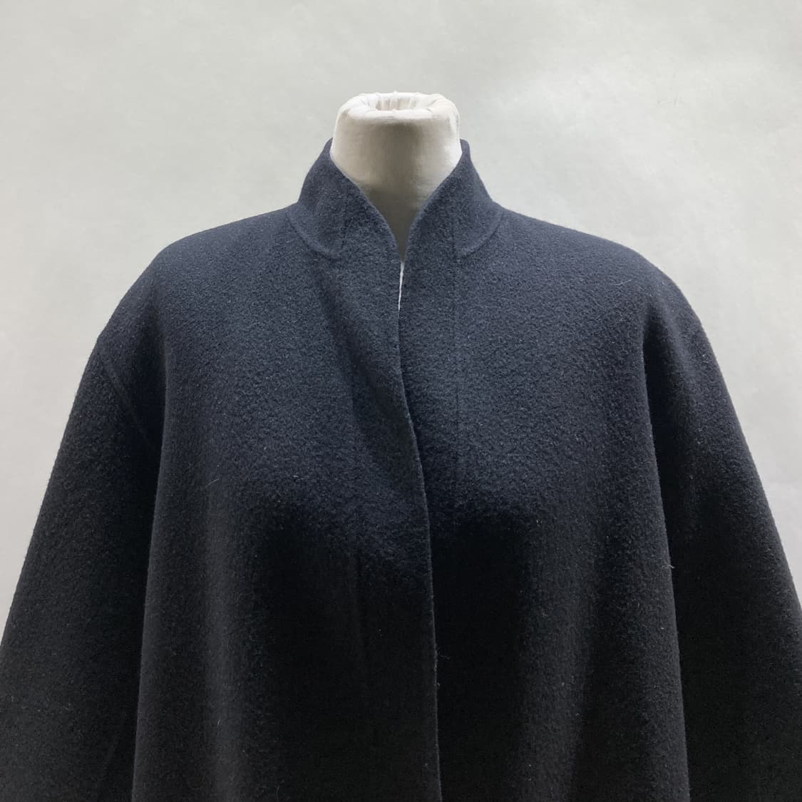 베네통 여성울캐시미어코트 블랙 42사이즈 상품이미지2