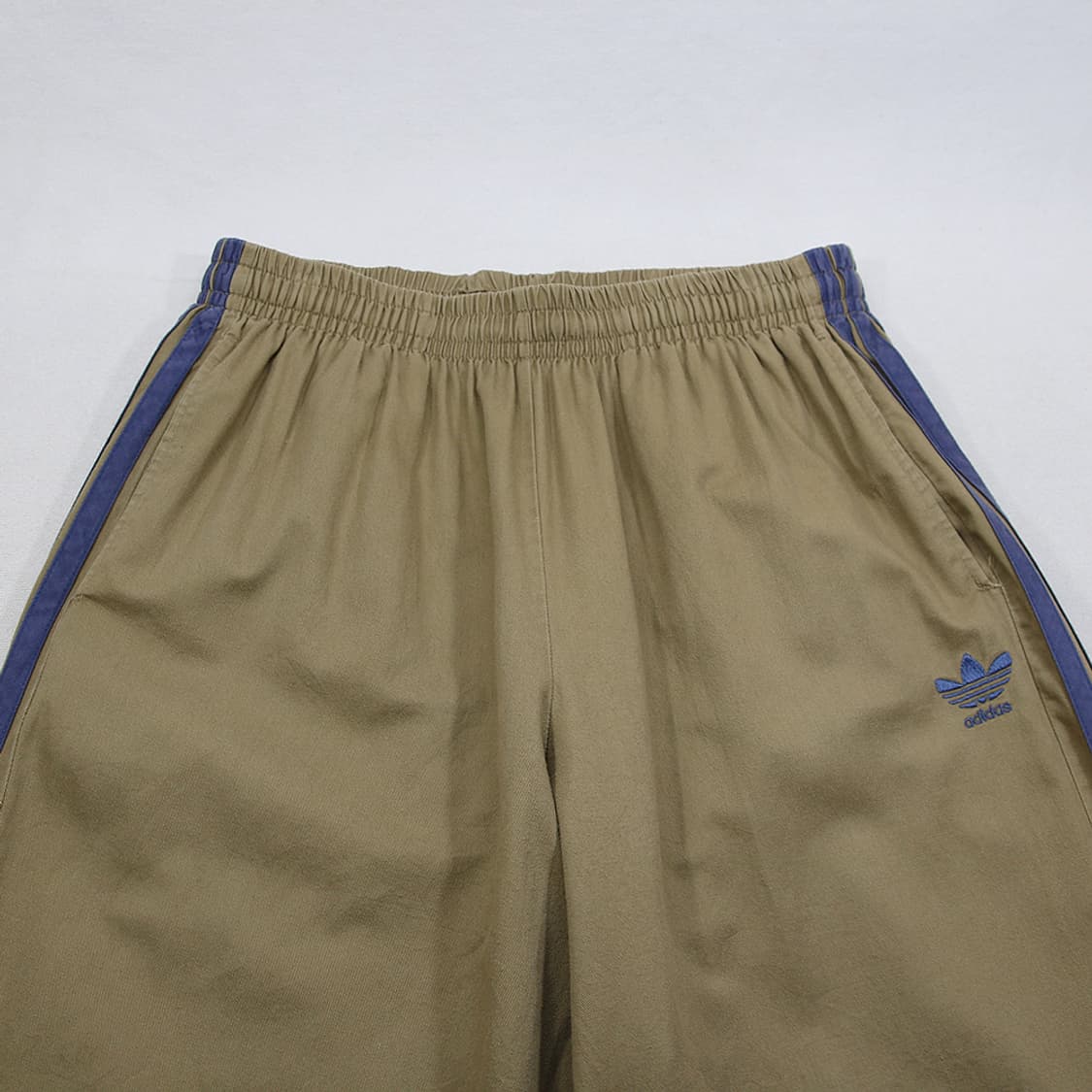 (착용컷) 아디다스 밴딩 팬츠 (남성용 L) 상품이미지4