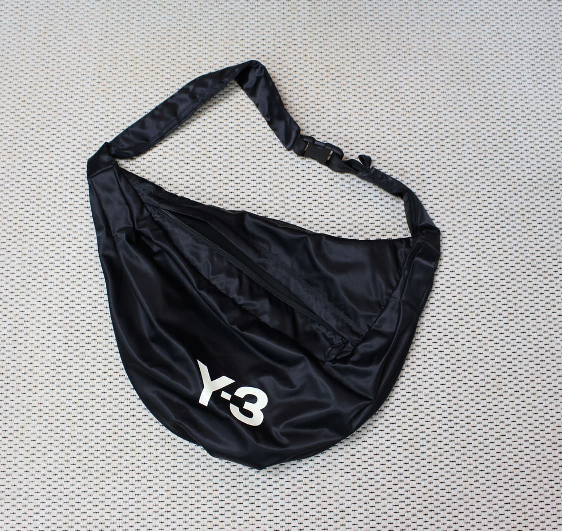 Y-3 메신저백 상품이미지1