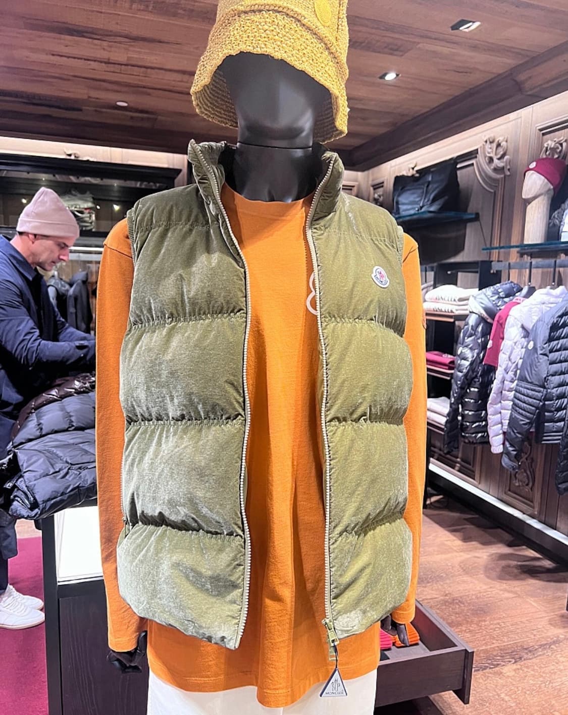 몽클레어 남성 NATADOLA 구스다운 패딩 조끼 상품이미지5