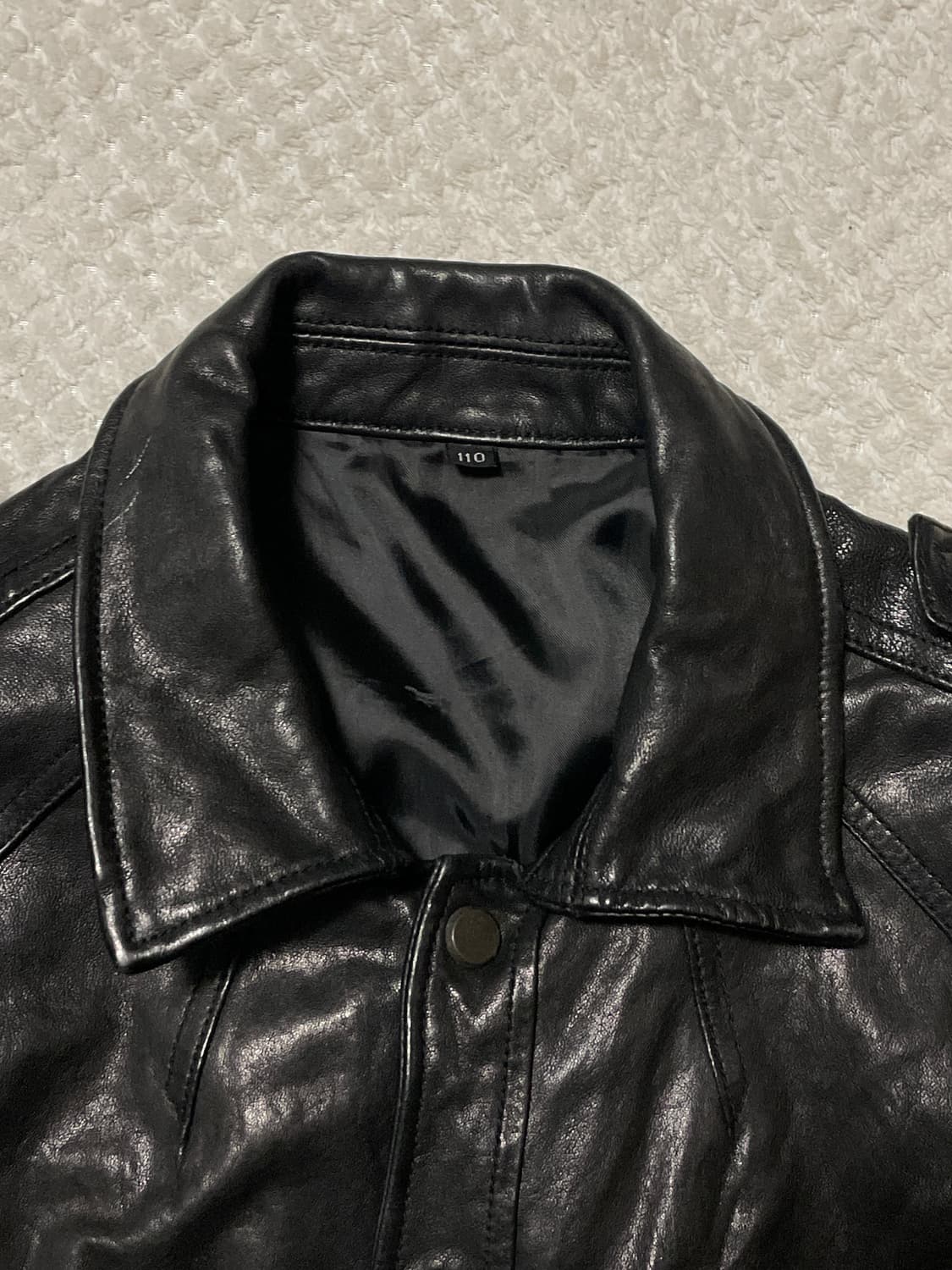 웨스턴 무드 램스킨 양가죽 포켓 절개 레더 셔츠 자켓 상품이미지4