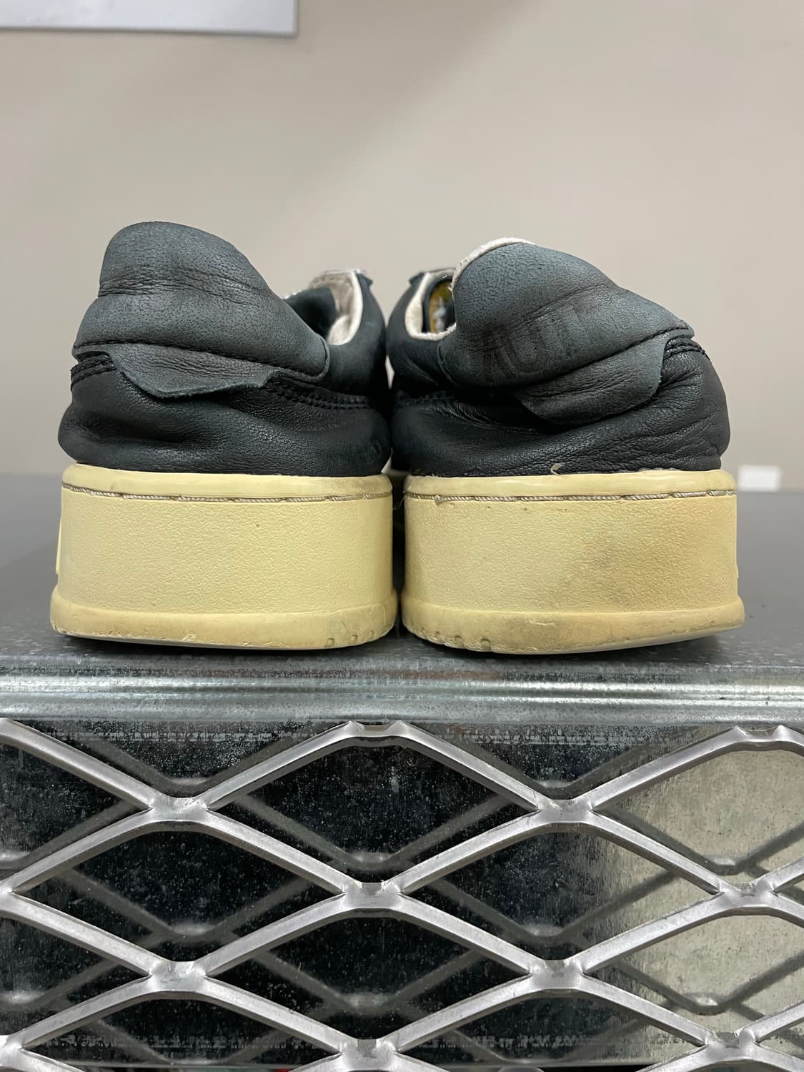 오트리 고트 레더 스니커즈 블랙 41 상품이미지10