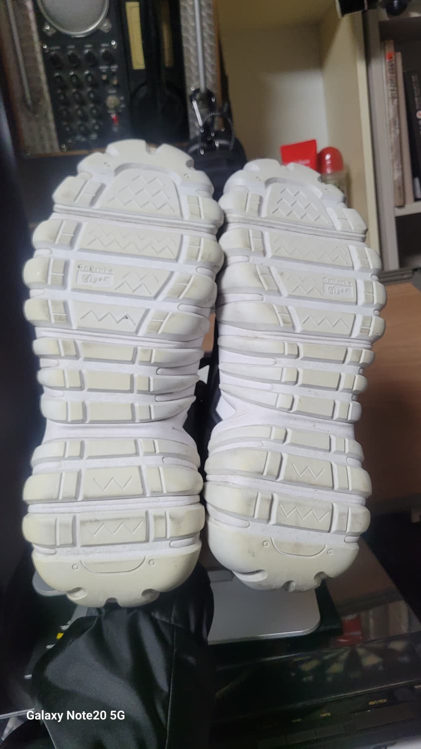 오니츠카 타이거 스니커즈 상품이미지7